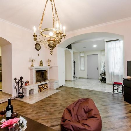 Comfortable House On Marjanishvili Tbilisi Luaran gambar