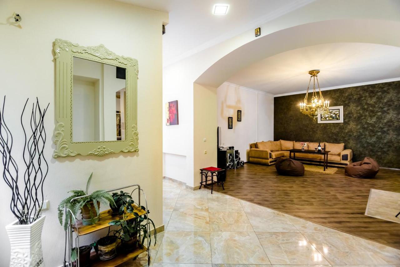 Comfortable House On Marjanishvili Tbilisi Luaran gambar