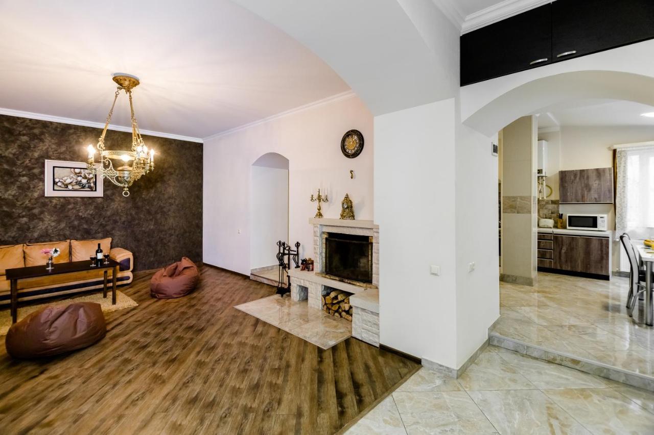 Comfortable House On Marjanishvili Tbilisi Luaran gambar