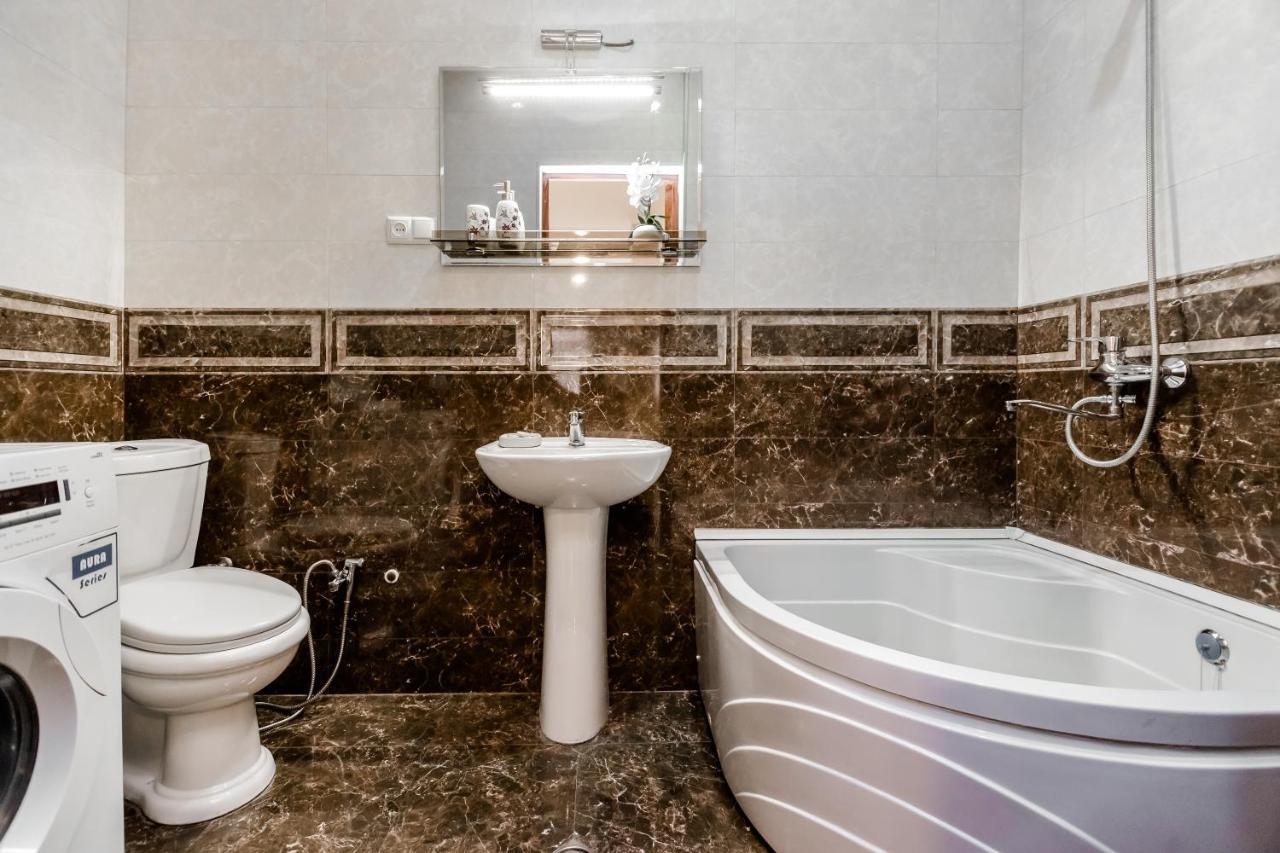 Comfortable House On Marjanishvili Tbilisi Luaran gambar